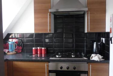 2 bed flat, Howell Road, Pennsylvania, Exeter, EX44LZ - Image 2